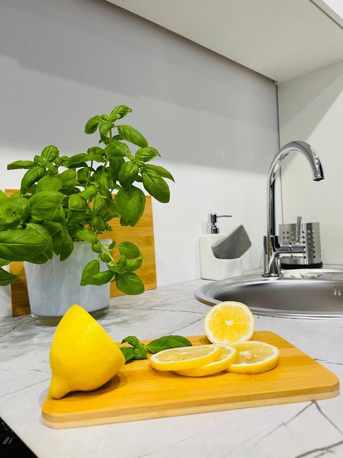 Beds Friends Apartments Затор Екстериор снимка