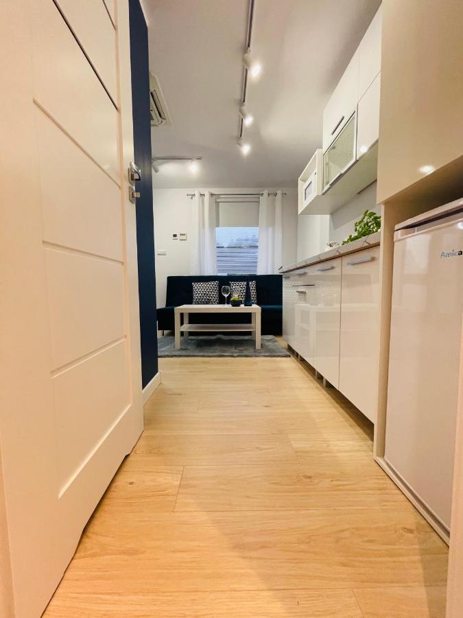 Beds Friends Apartments Затор Екстериор снимка