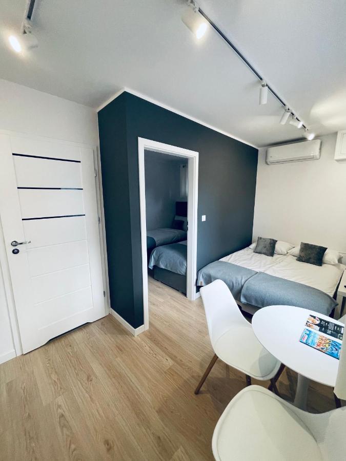 Beds Friends Apartments Затор Екстериор снимка